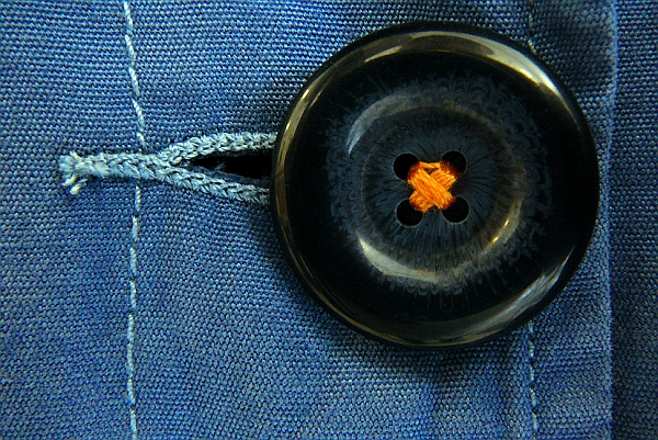 1) Blue button - (P1000050_1).jpg